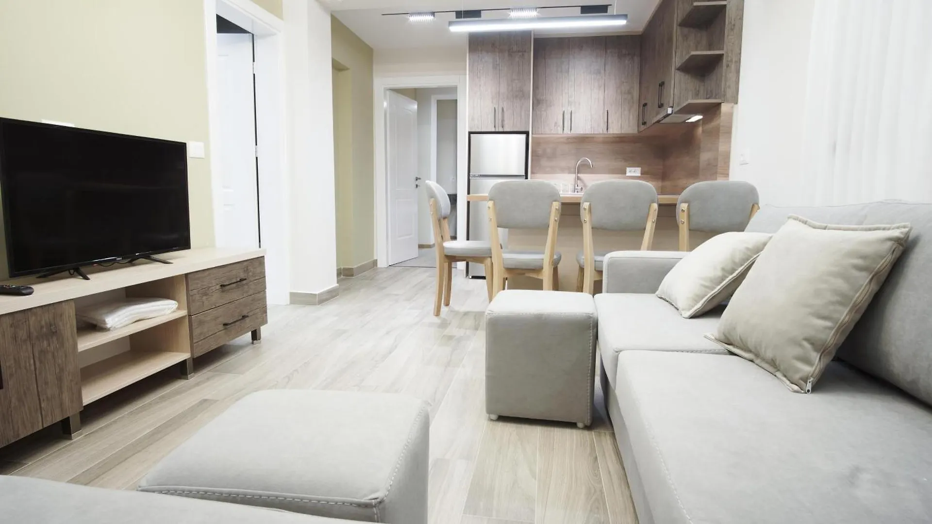 4Seasons Tirana Apartment 0*,  Albania